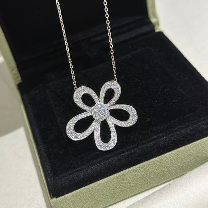 [⭐moonlume]FLOWERLACE NECKLACE FULL DIAMONDS