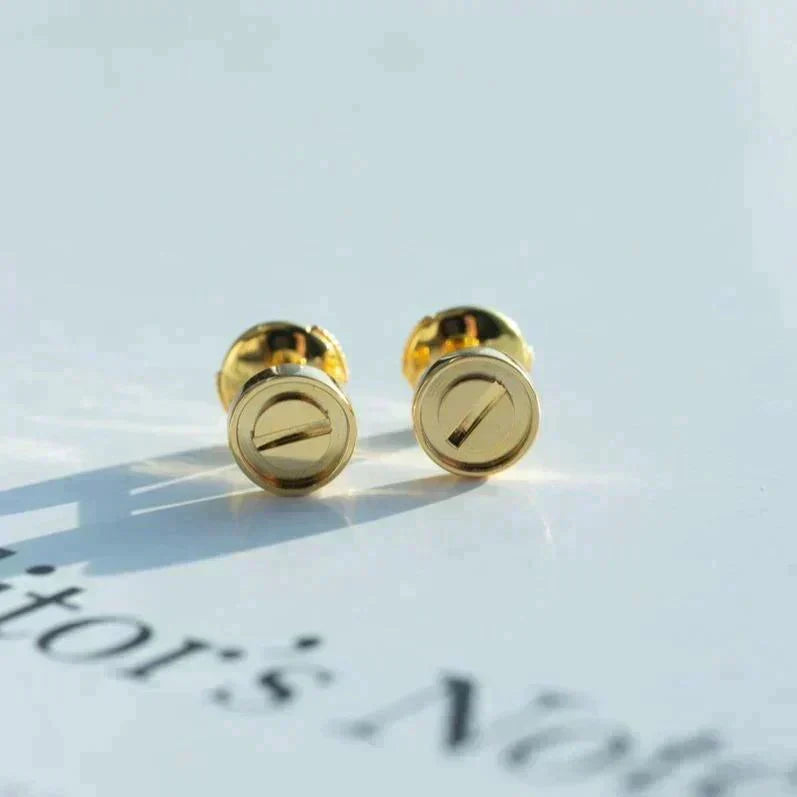 [⭐moonlume]LOVE EARRINGS GOLD 10MM