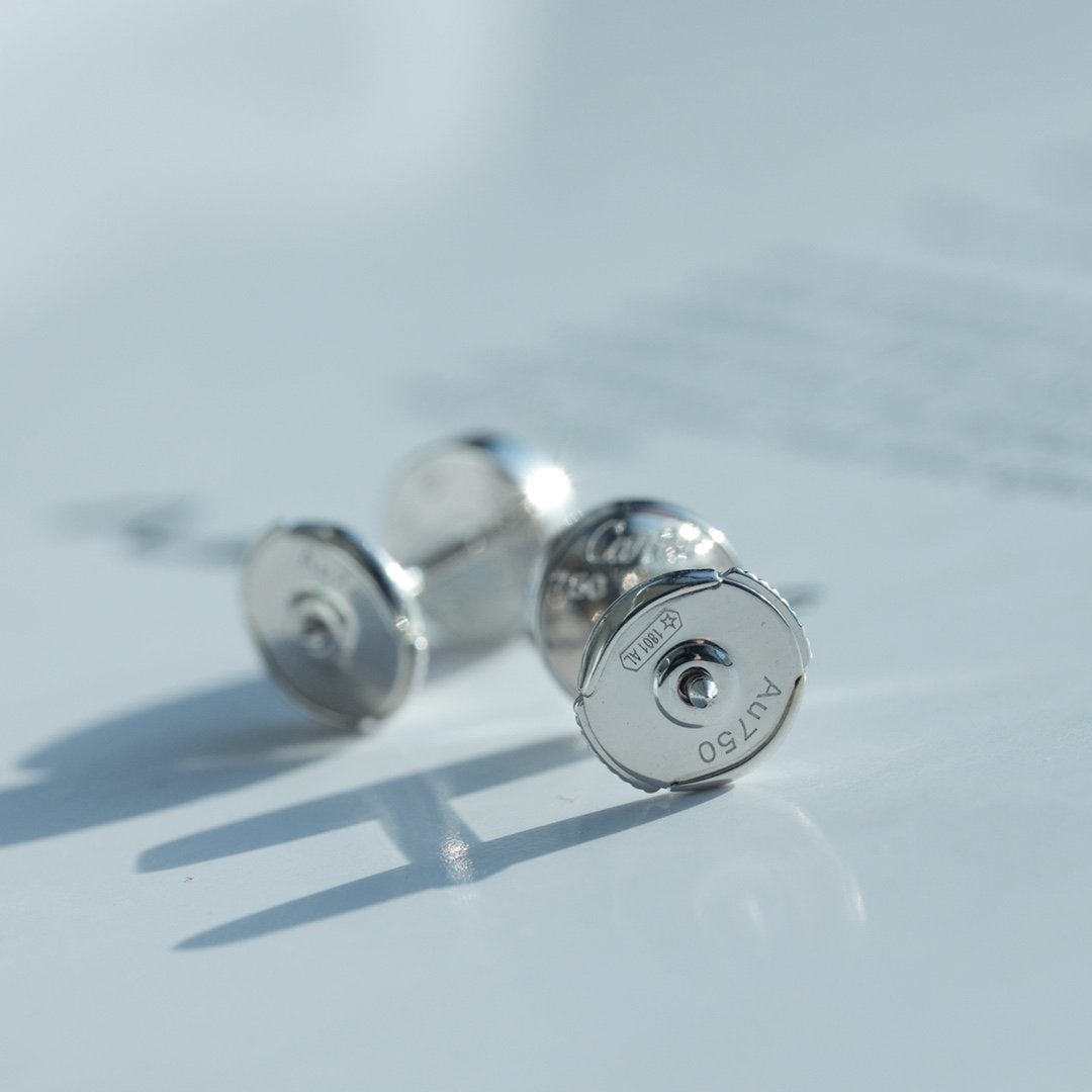 [⭐moonlume]LOVE EARRINGS SILVER 10MM