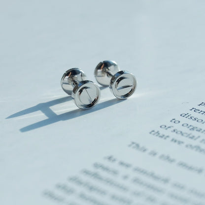 [⭐moonlume]LOVE EARRINGS SILVER 10MM
