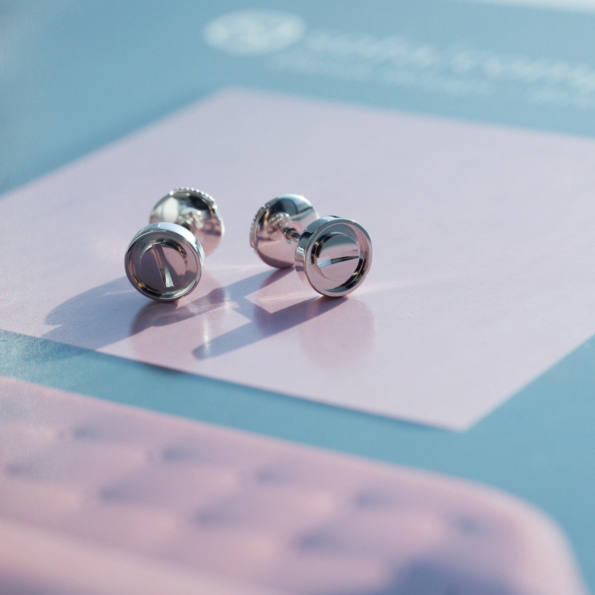 [⭐moonlume]LOVE EARRINGS SILVER 10MM