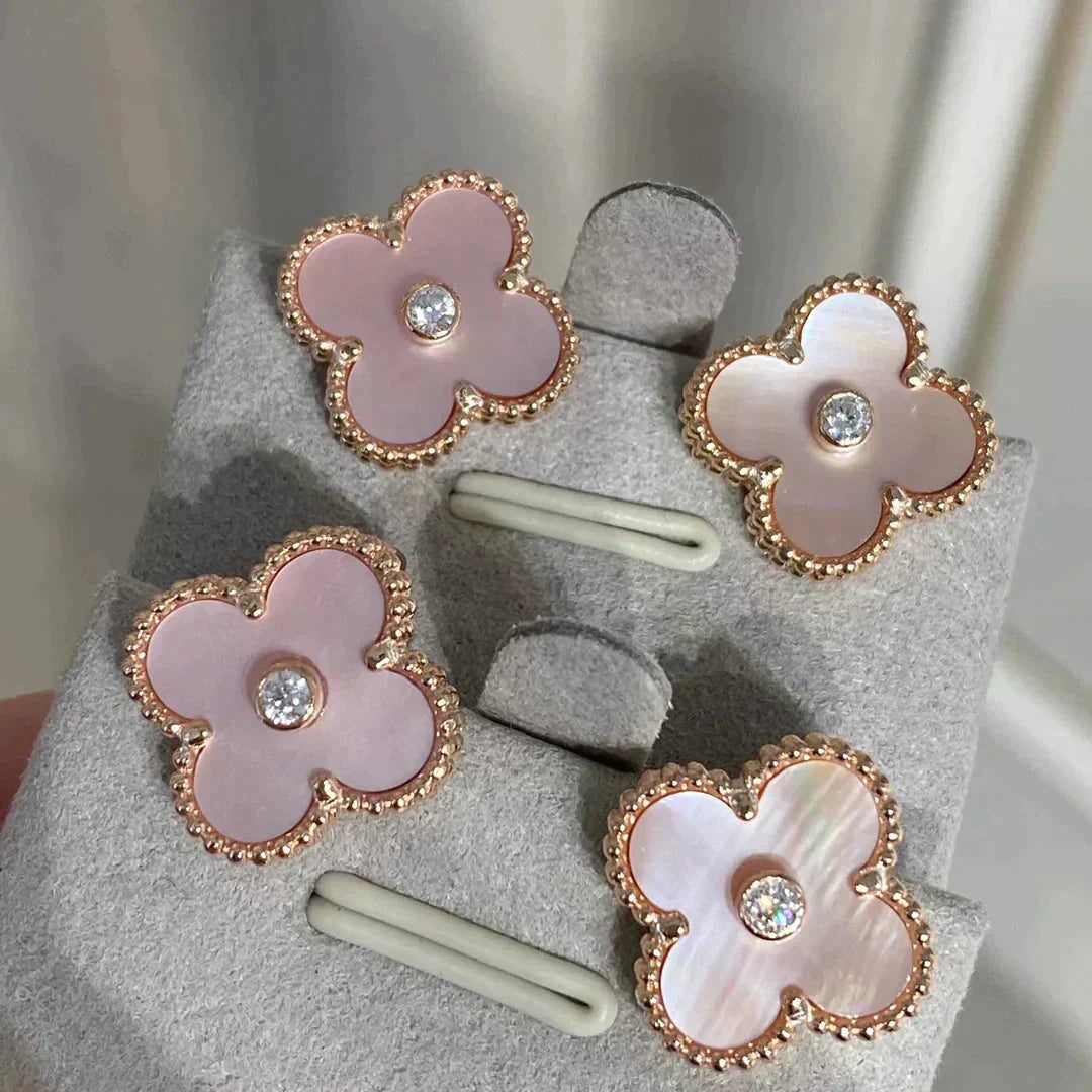 [⭐moonlume]CLOVER MEDIUM 1 MOTIFS  PINK MOP DIAMOND EARRINGS