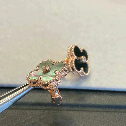 [⭐moonlume]CLOVER MEDIUM 1 MOTIFS GRAY MOP  DIAMOND EARRINGS