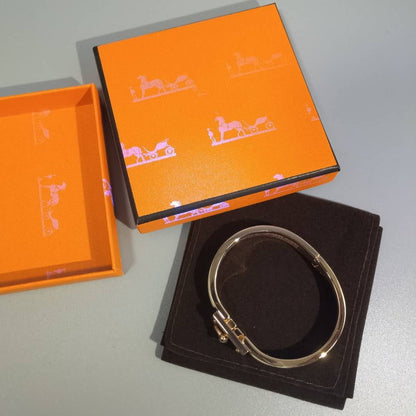 [⭐moonlume]H RED BRACELET