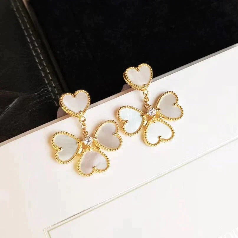 [⭐moonlume]CLOVER SWEET WHITE MOP EARRINGS