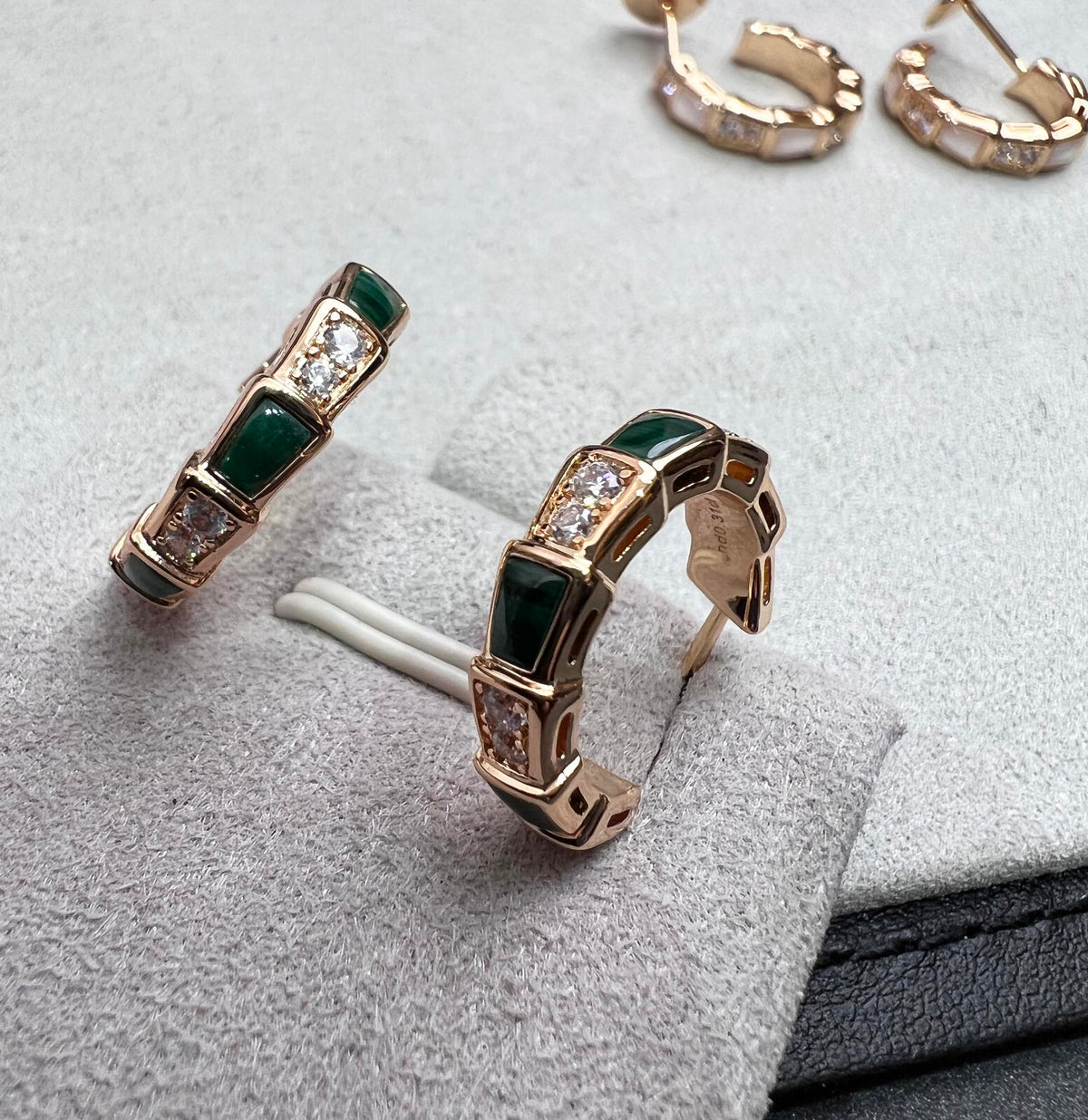 [⭐moonlume]SERPENTI MALACHITE PINK GOLD EARRINGS