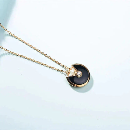 [⭐moonlume]AMULETTE GOLD CARNELIAN ONYX NECKLACE