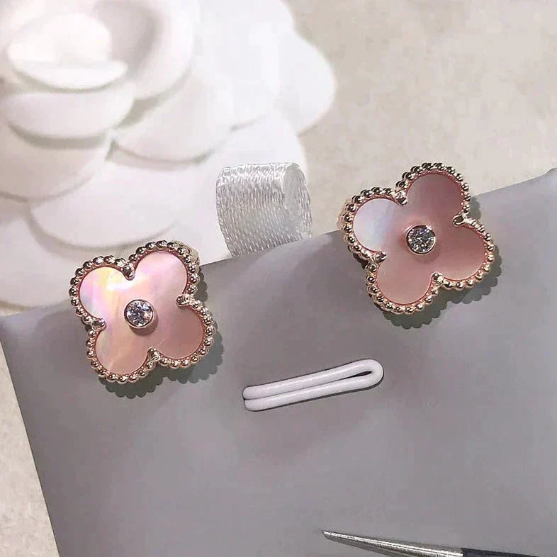[⭐moonlume]CLOVER MEDIUM 1 MOTIFS  PINK MOP DIAMOND EARRINGS
