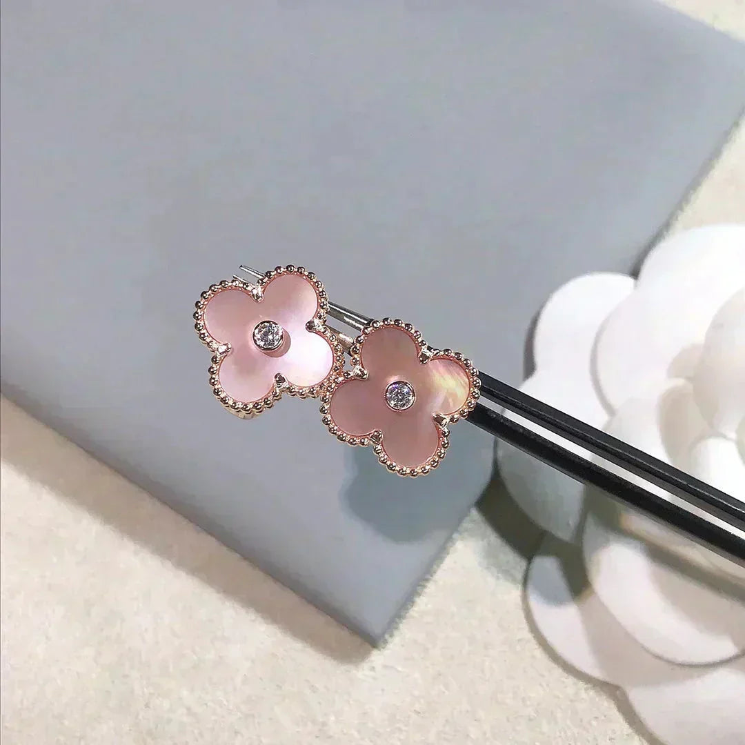 [⭐moonlume]CLOVER MEDIUM 1 MOTIFS  PINK MOP DIAMOND EARRINGS