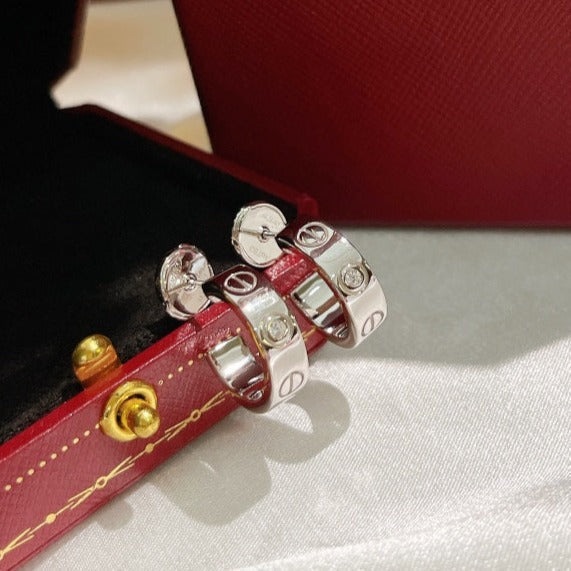 [⭐moonlume]LOVE EARRINGS 5.7MM 2 DIAMONDS