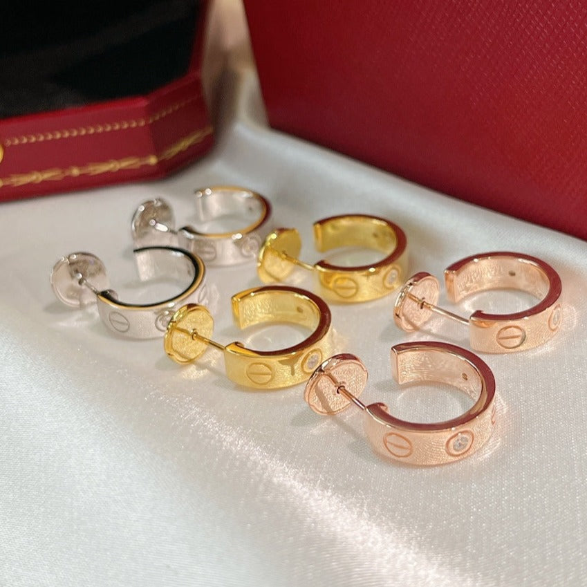 [⭐moonlume]LOVE EARRINGS 5.7MM 2 DIAMONDS