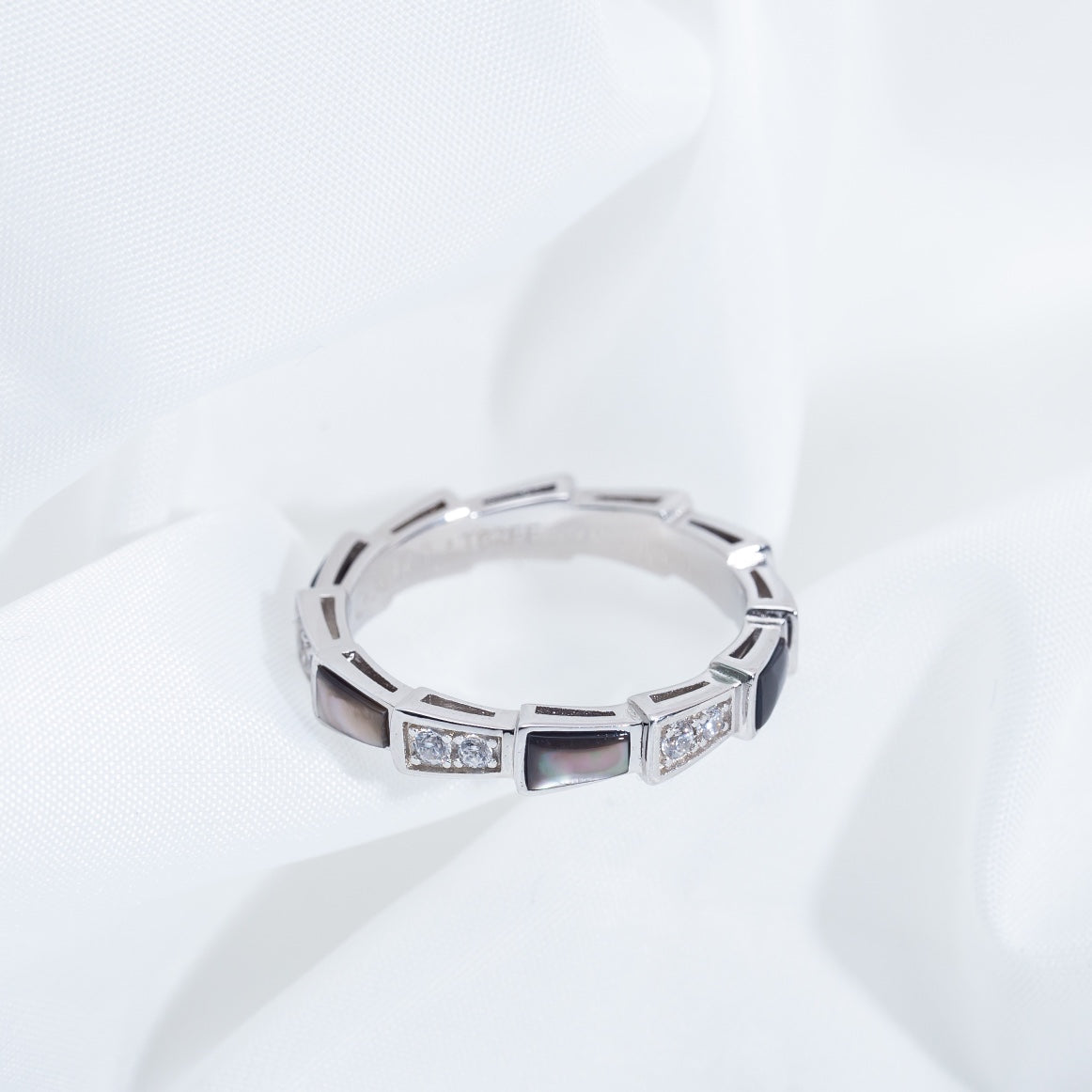 [⭐moonlume]SERPENTI RING SILVER  DIAMOND BLACK MOP 3MM