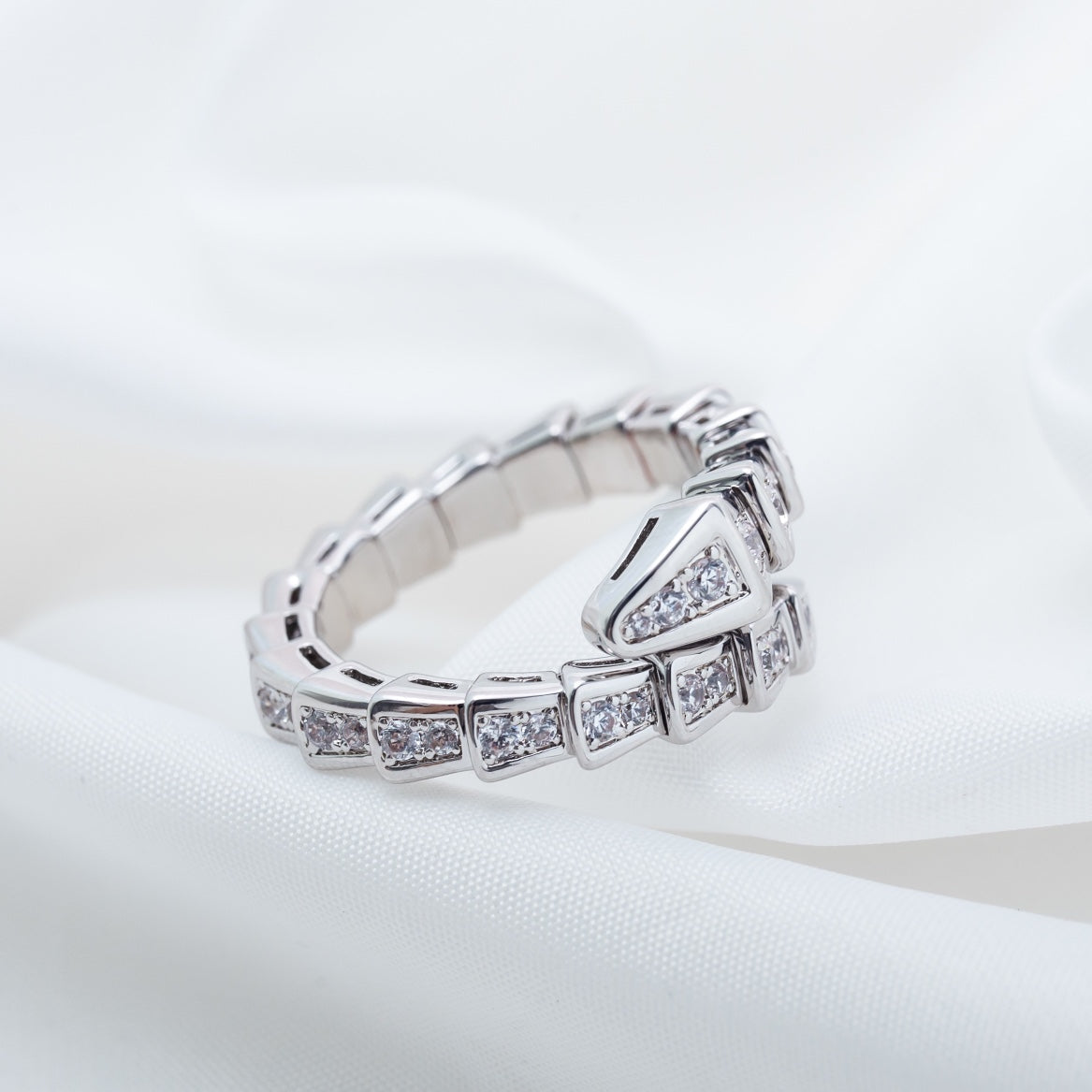 [⭐moonlume]SERPENTI RING SILVER DIAMOND PAVED 4MM