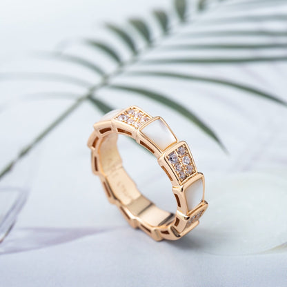 [⭐moonlume]SERPENTI RING PINK GOLD MOP DIAMOND PAVED 4MM