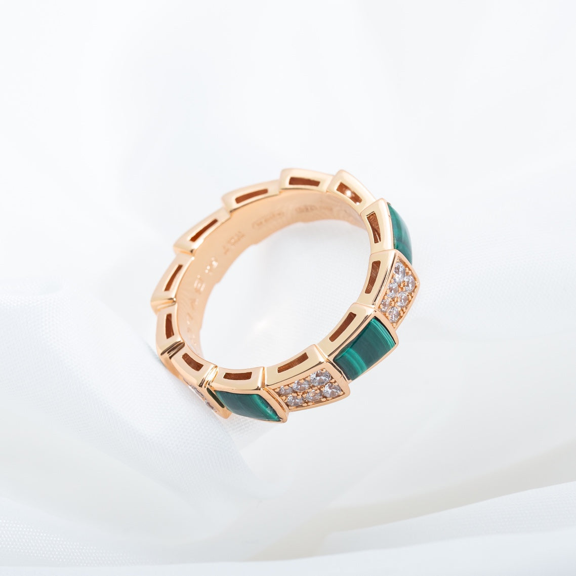 [⭐moonlume]SERPENTI RING PINK GOLD MALACHITE DIAMOND PAVED 4MM