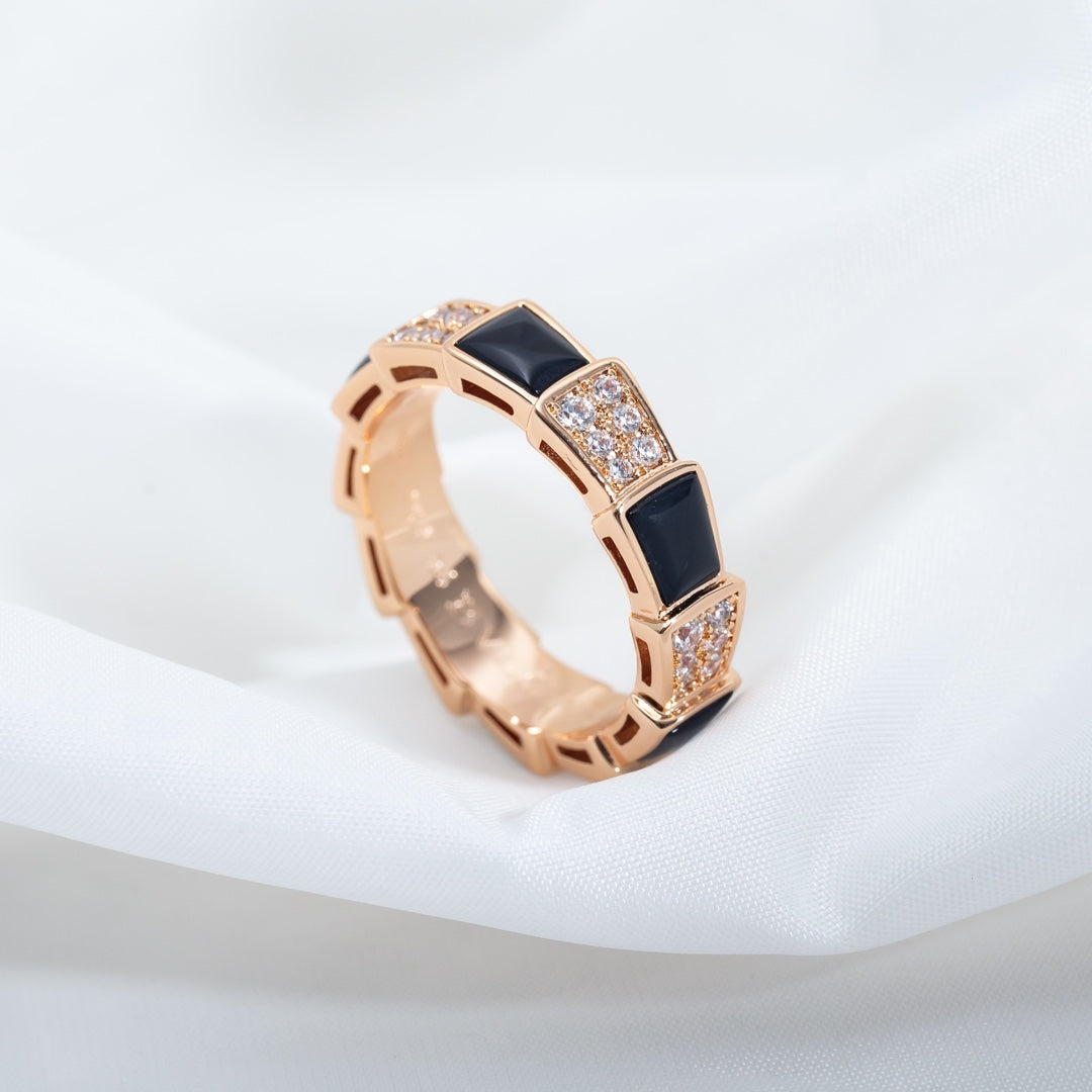 [⭐moonlume]SERPENTI RING PINK GOLD BLACK MOP DIAMOND PAVED 4MM