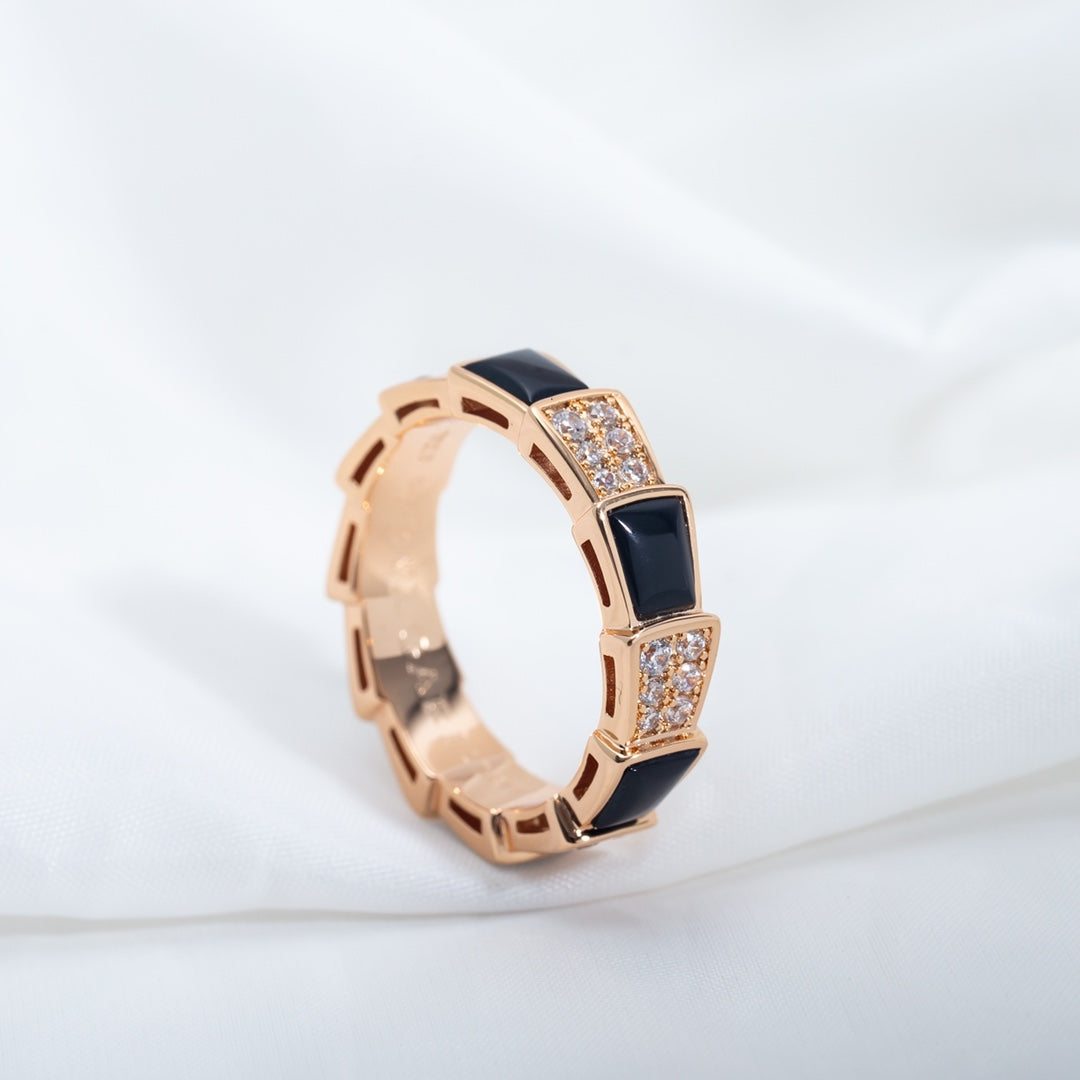 [⭐moonlume]SERPENTI RING PINK GOLD BLACK MOP DIAMOND PAVED 4MM