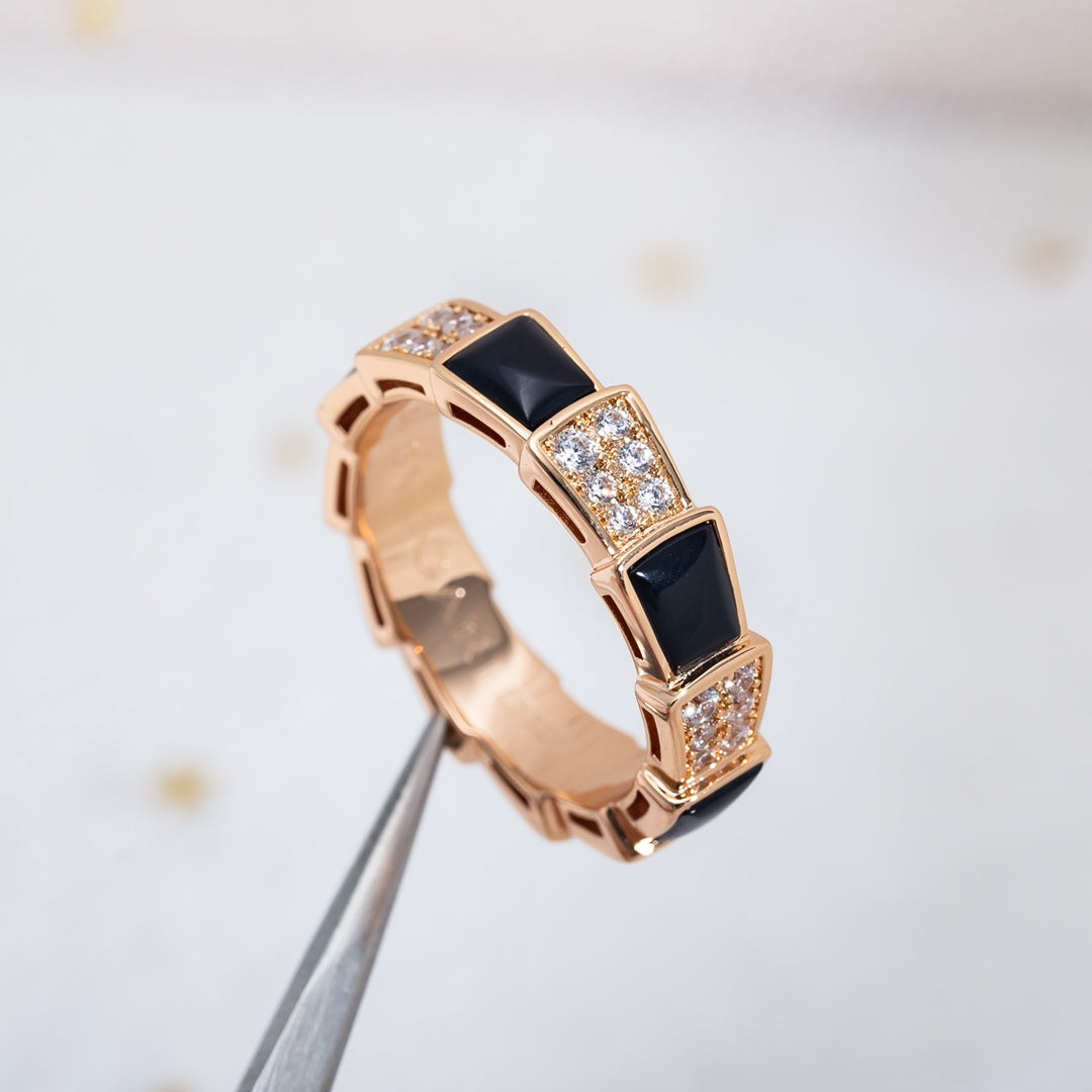 [⭐moonlume]SERPENTI RING PINK GOLD BLACK MOP DIAMOND PAVED 4MM