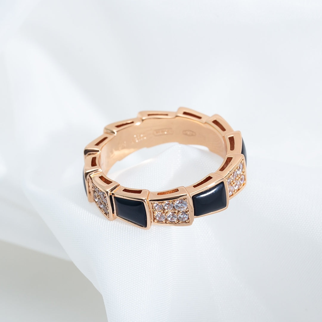 [⭐moonlume]SERPENTI RING PINK GOLD BLACK MOP DIAMOND PAVED 4MM