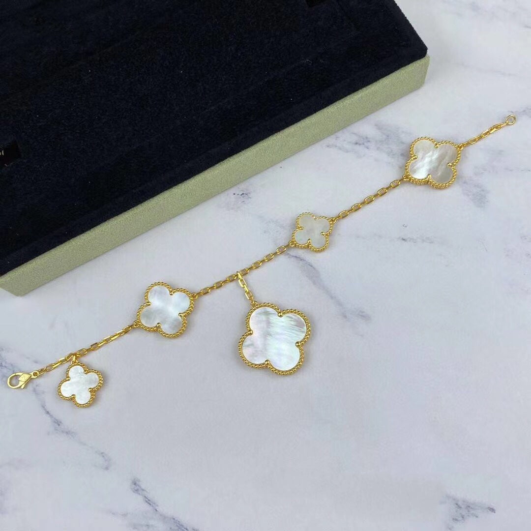 [⭐moonlume]MAGIC CLOVER MOP GOLD BRACELET 5 MOTIFS