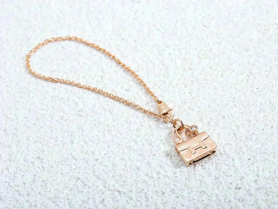 [⭐moonlume]AMULETTE PEDANT ROSE GOLD NECKLACE