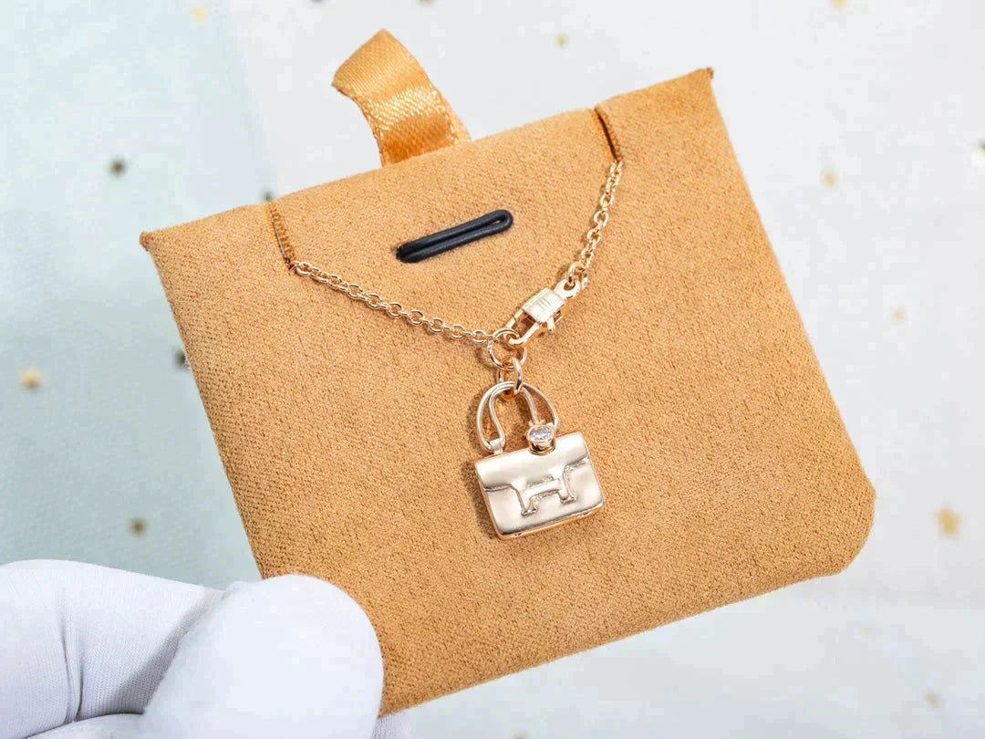 [⭐moonlume]AMULETTE PEDANT ROSE GOLD NECKLACE