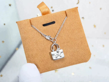 [⭐moonlume]AMULETTE PEDANT SILVER NECKLACE