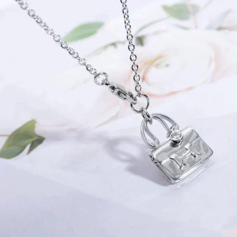 [⭐moonlume]AMULETTE PEDANT SILVER NECKLACE