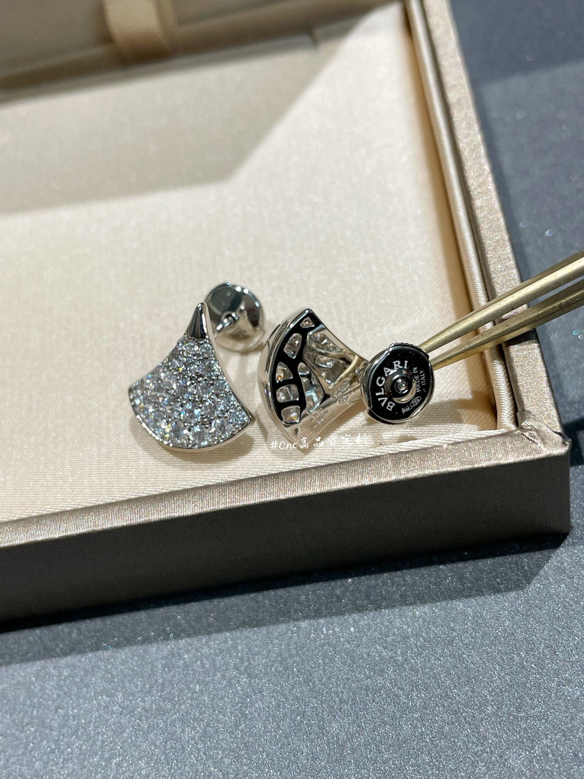 [⭐moonlume]DREAM STUD EARRINGS DIAMOND