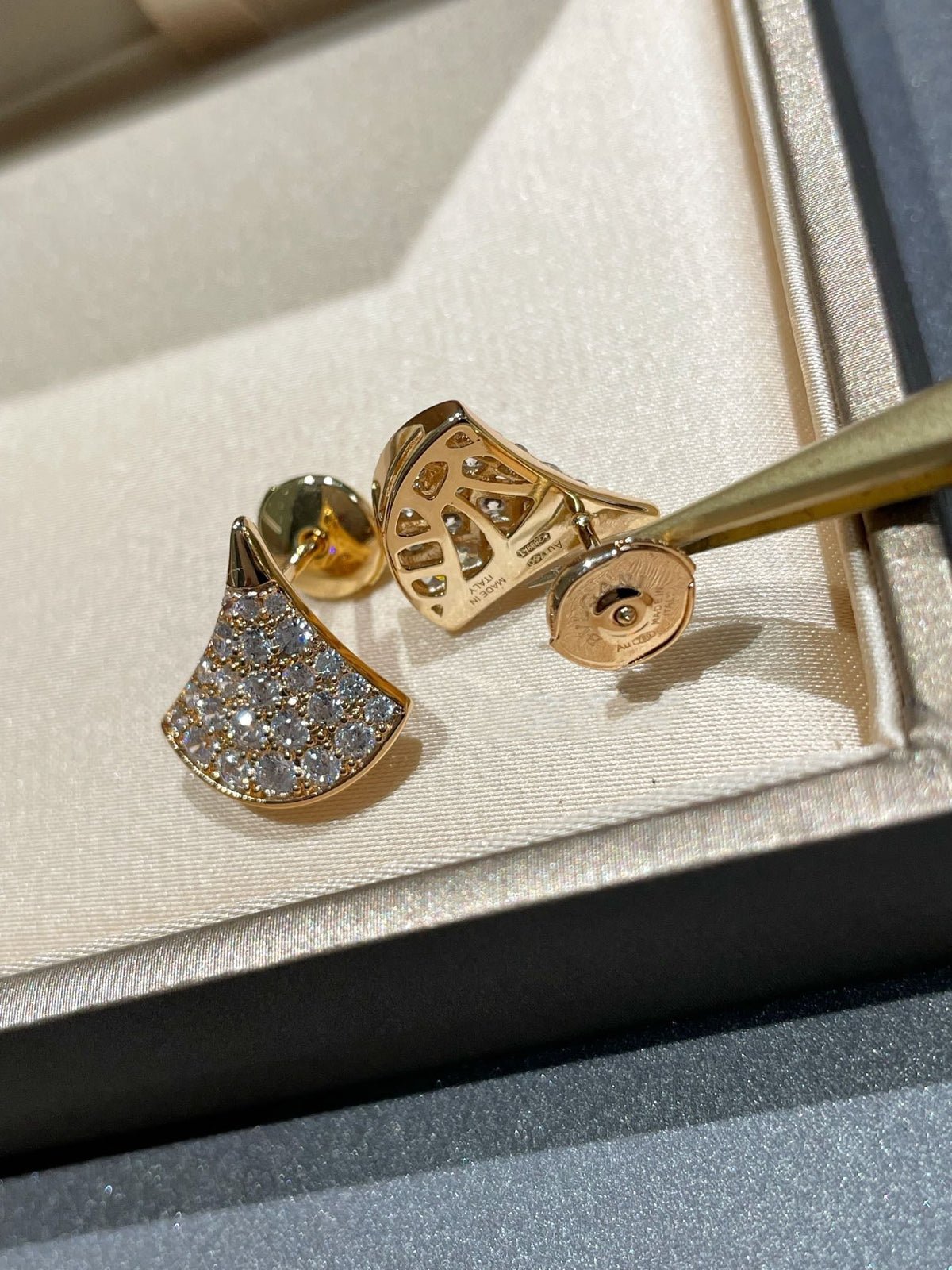 [⭐moonlume]DREAM STUD EARRINGS DIAMOND