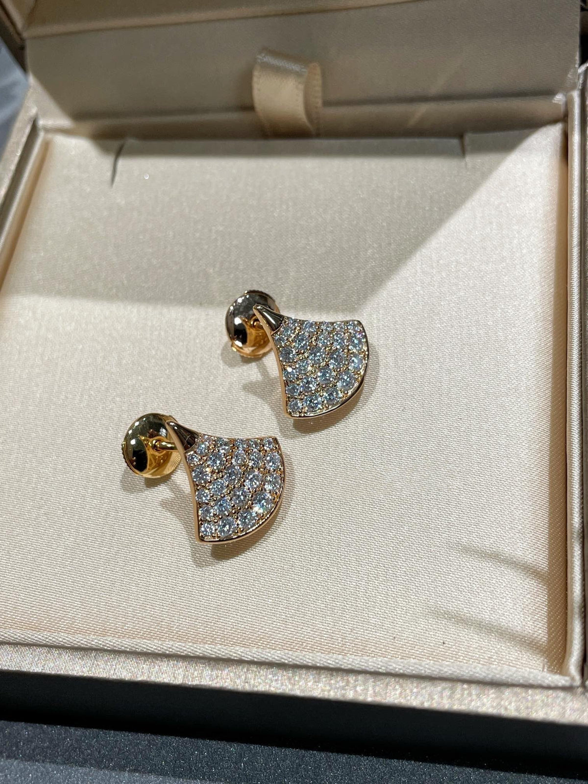 [⭐moonlume]DREAM STUD EARRINGS DIAMOND