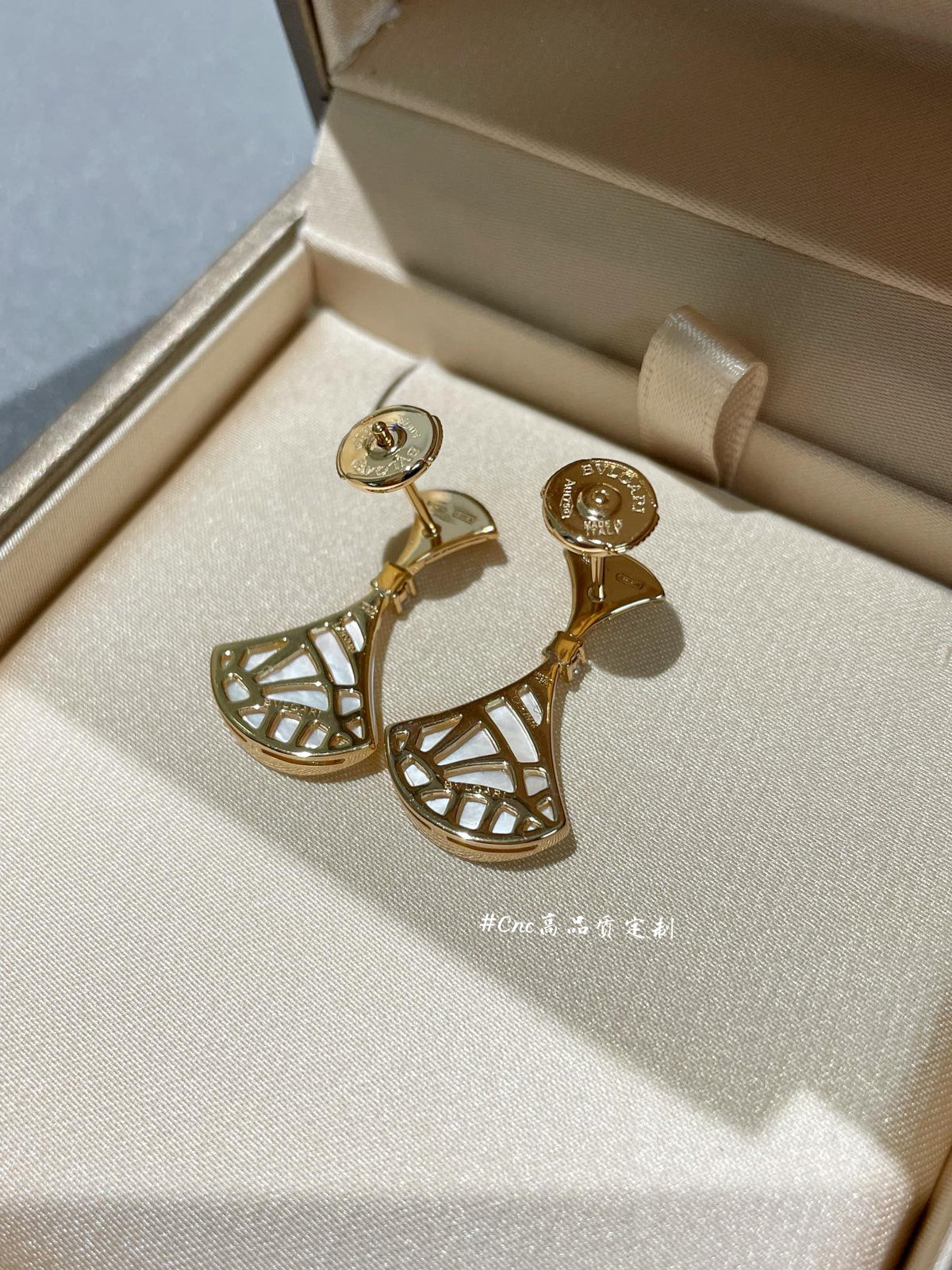 [⭐moonlume]DREAM MOP 1 DIAMOND EARRINGS