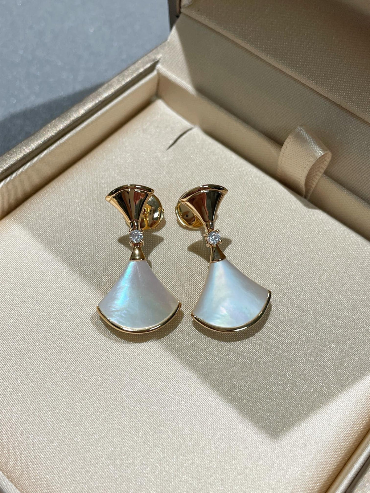 [⭐moonlume]DREAM MOP 1 DIAMOND EARRINGS
