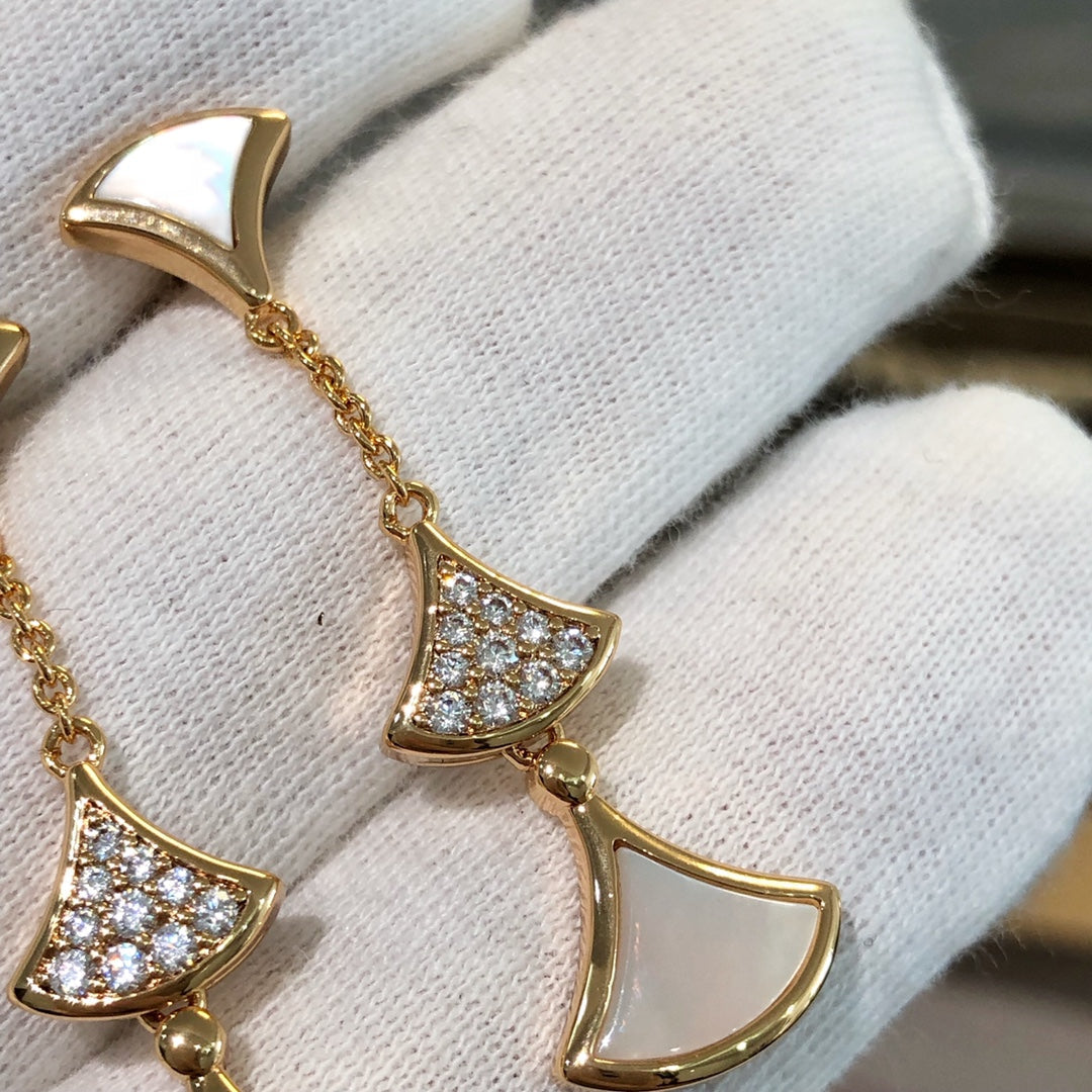 [⭐moonlume]DREAM EARRINGS 3 MOTIFS DIAMOND MOP PINK GOLD