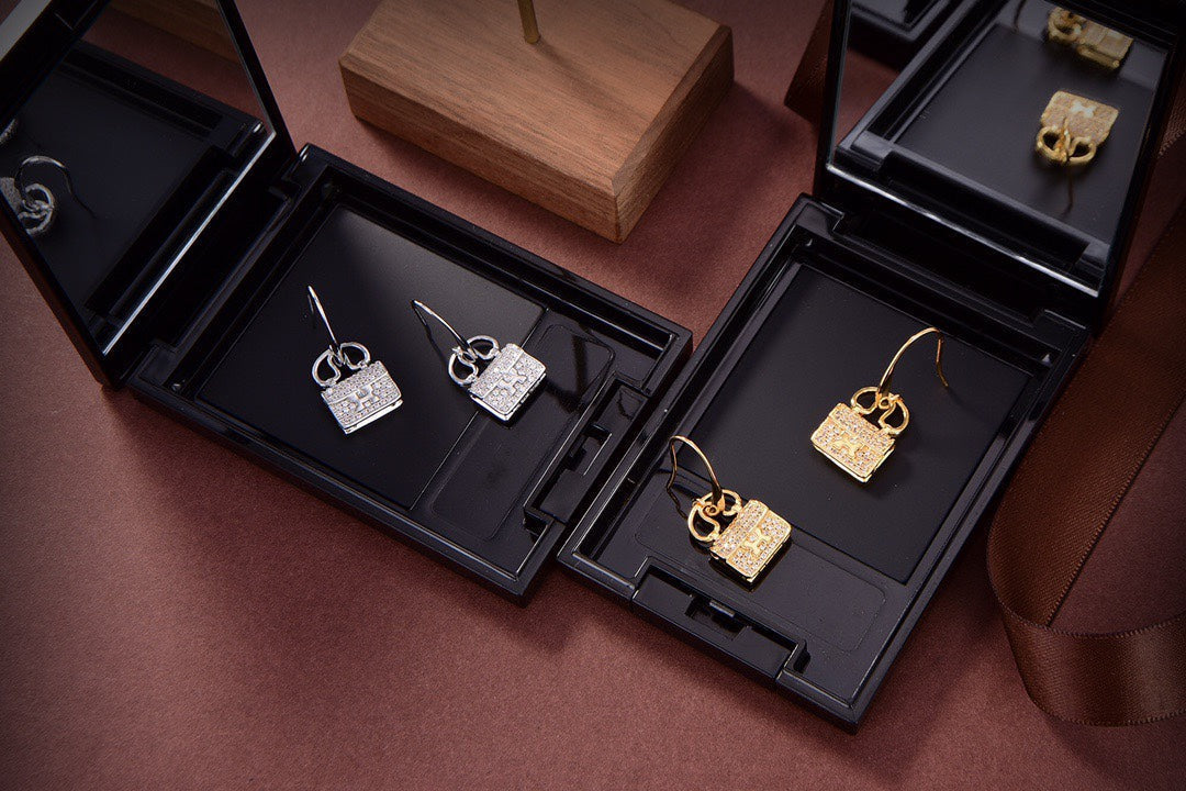 [⭐moonlume]KELLY DIAMOND EARRINGS