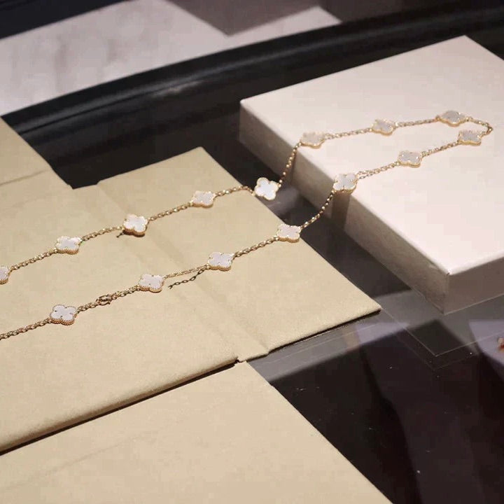 [⭐moonlume]CLOVER 20 MOTIFS WHITE MOP NECKLACE