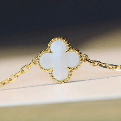 [⭐moonlume]CLOVER 20 MOTIFS WHITE MOP NECKLACE