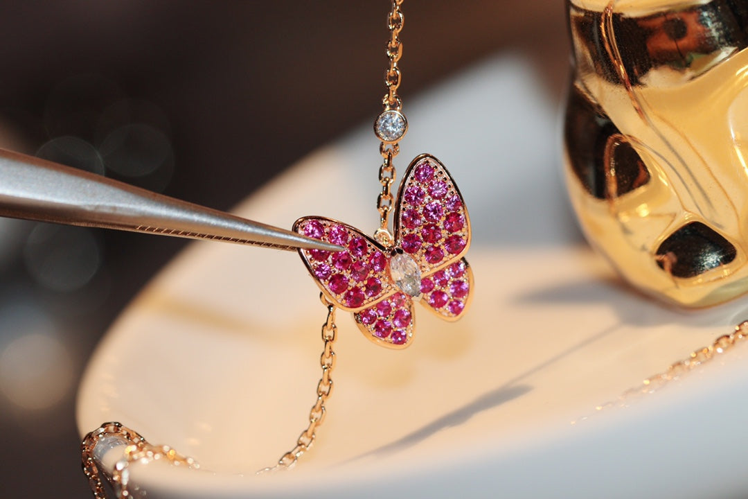 [⭐moonlume]BUTTERFLY RED DIAMOND ROSE GOLD NECKLACE