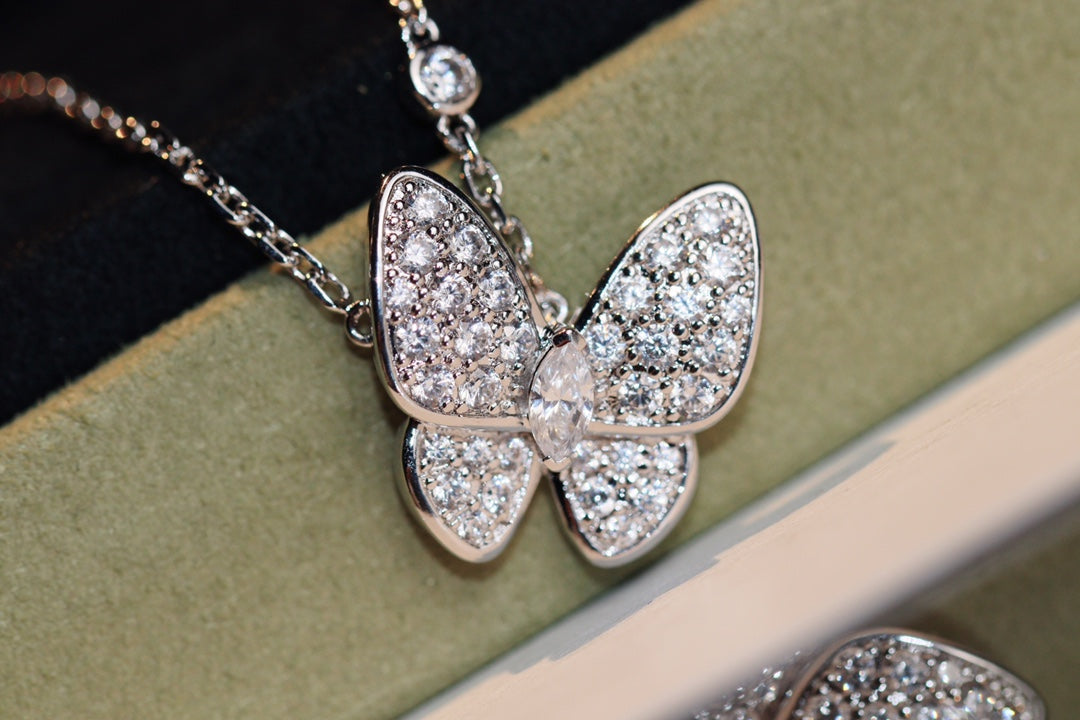 [⭐moonlume]BUTTERFLY DIAMOND NECKLACE