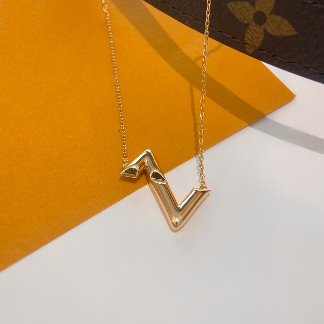 [⭐moonlume]VOLTE UPSIDE DOWN NECKLACE