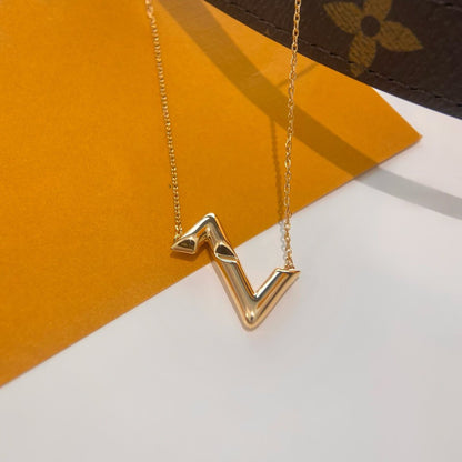 [⭐moonlume]VOLTE UPSIDE DOWN NECKLACE