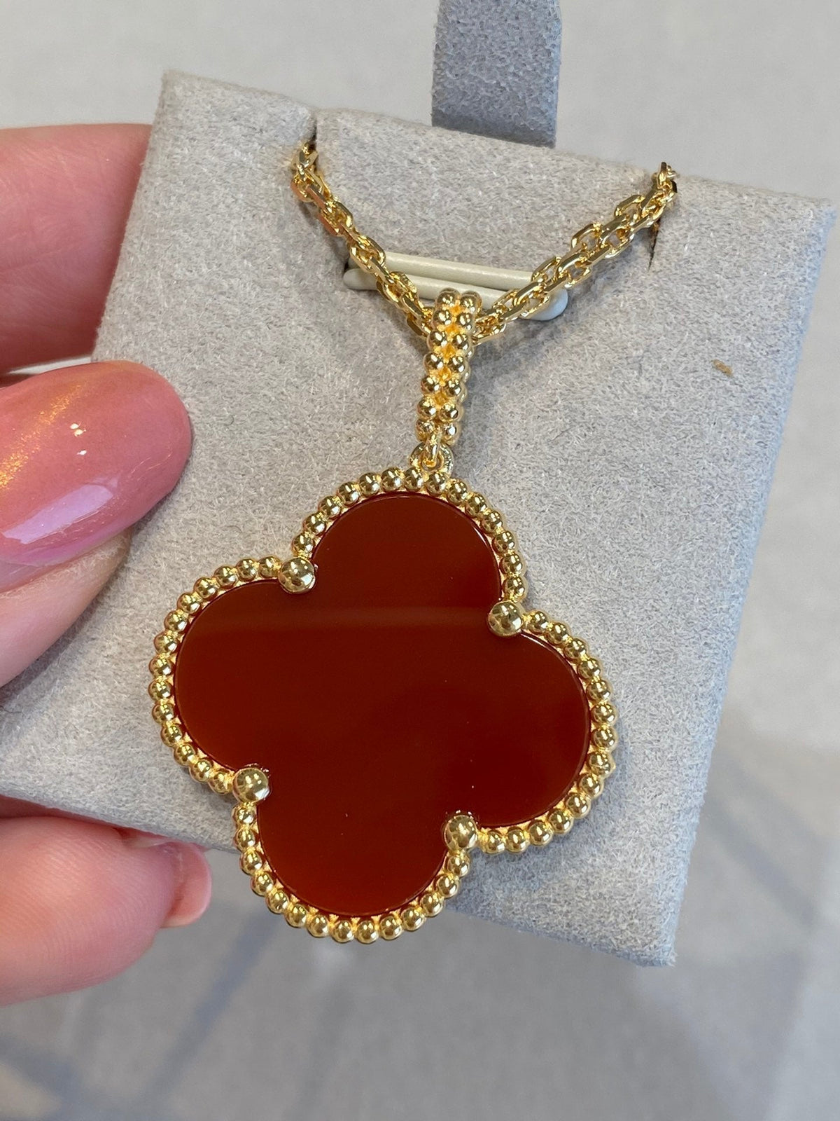 [⭐moonlume]CLOVER 25MM NECKLACE GOLD CARNELIAN