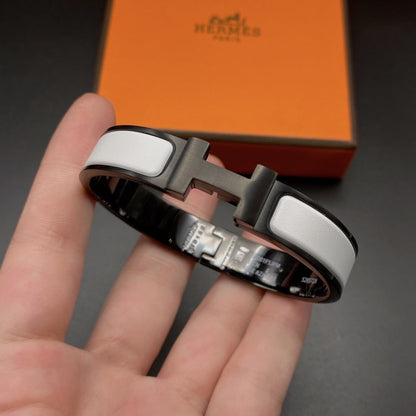 [⭐moonlume]H BRACELET 12MM BLACK WHITE CERAMIC