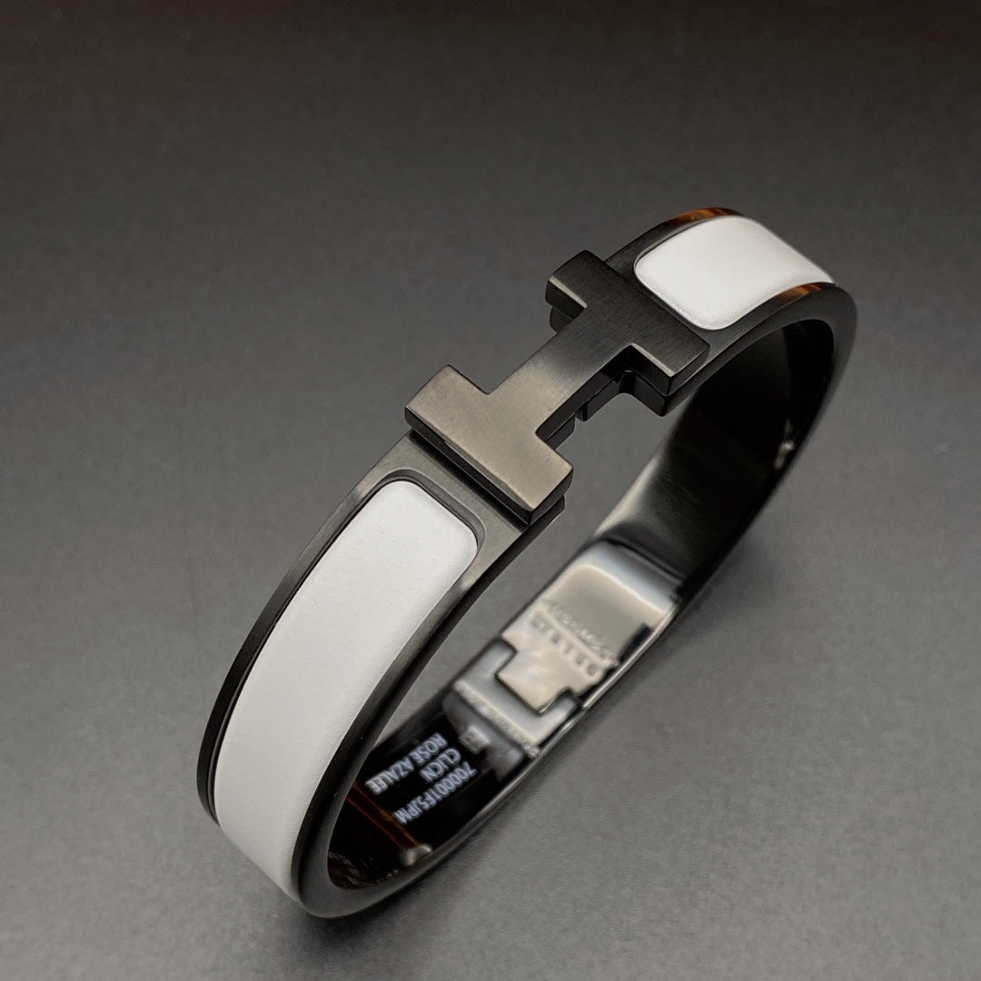 [⭐moonlume]H BRACELET 12MM BLACK WHITE CERAMIC
