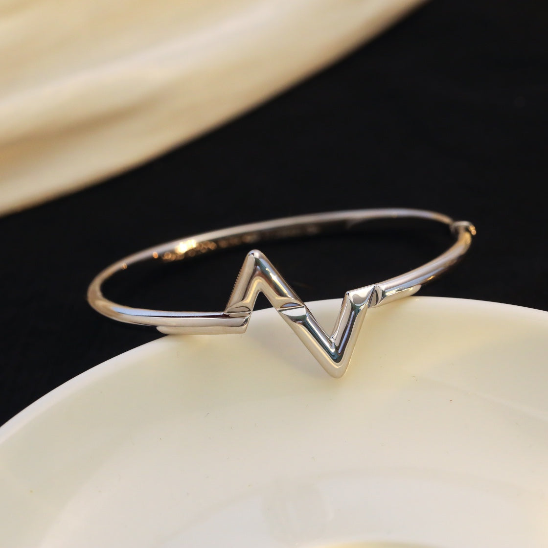 [⭐moonlume]VOLTE UPSITE DOWN BRACELET