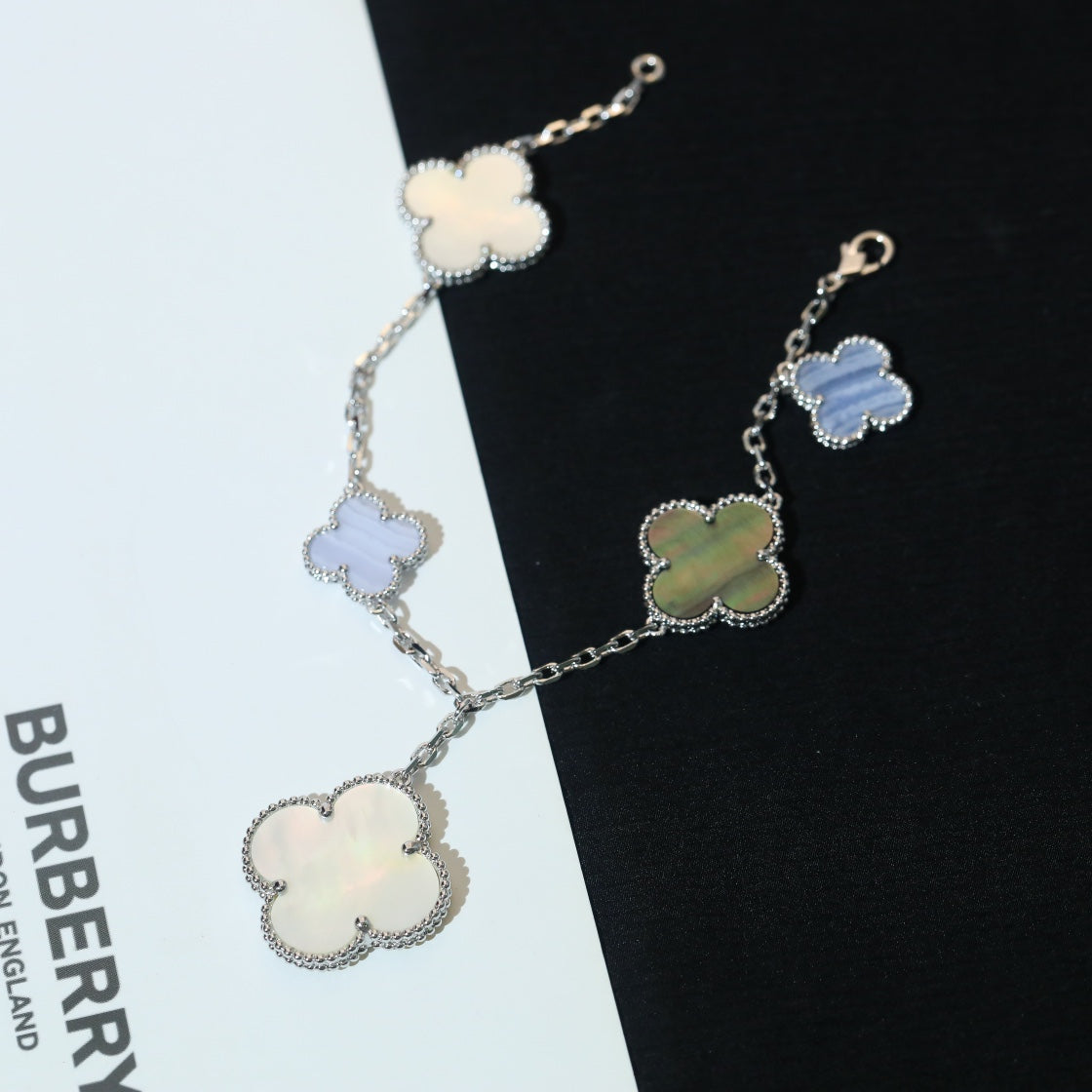 [⭐moonlume]CLOVER BRACELET 5 MOTIFS MOP CHALCEDONY SILVER