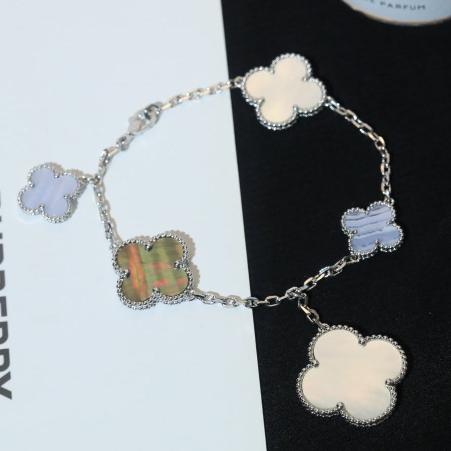 [⭐moonlume]CLOVER BRACELET 5 MOTIFS MOP CHALCEDONY SILVER