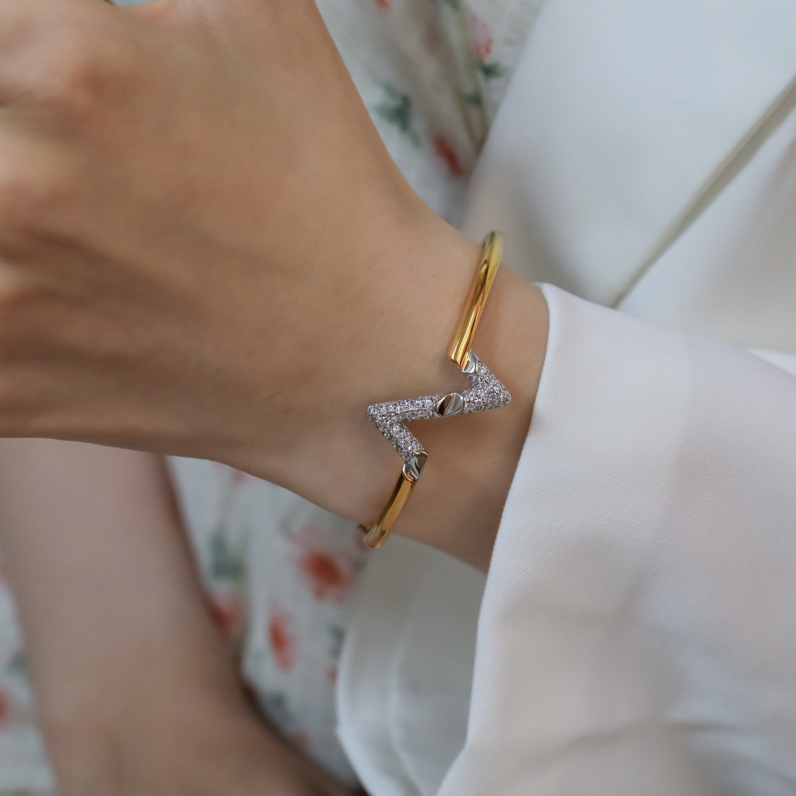 [⭐moonlume]VOLTE UPSITE DOWN GOLD DIAMOND BRACELET