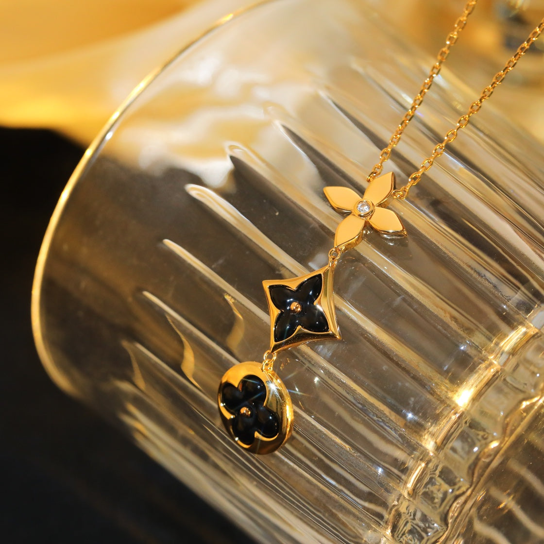 [⭐moonlume]STAR AND SUN ONYX PINK GOLD NECKLACE