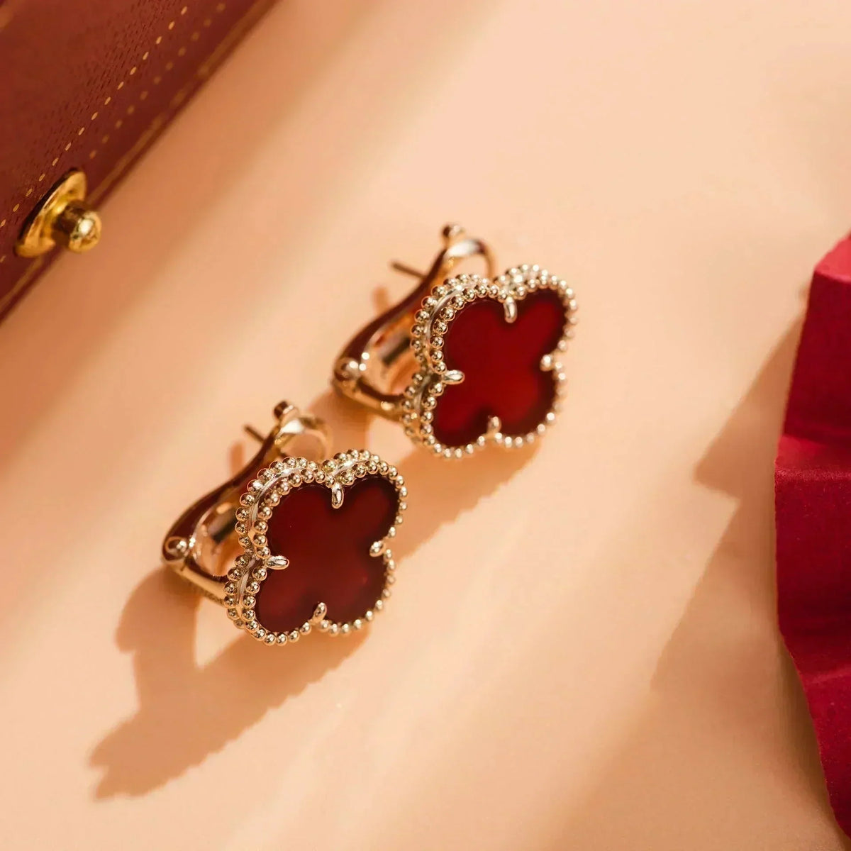[⭐moonlume]CLOVER MEDIUM 1 MOTIFS CARNELIAN  EARRINGS